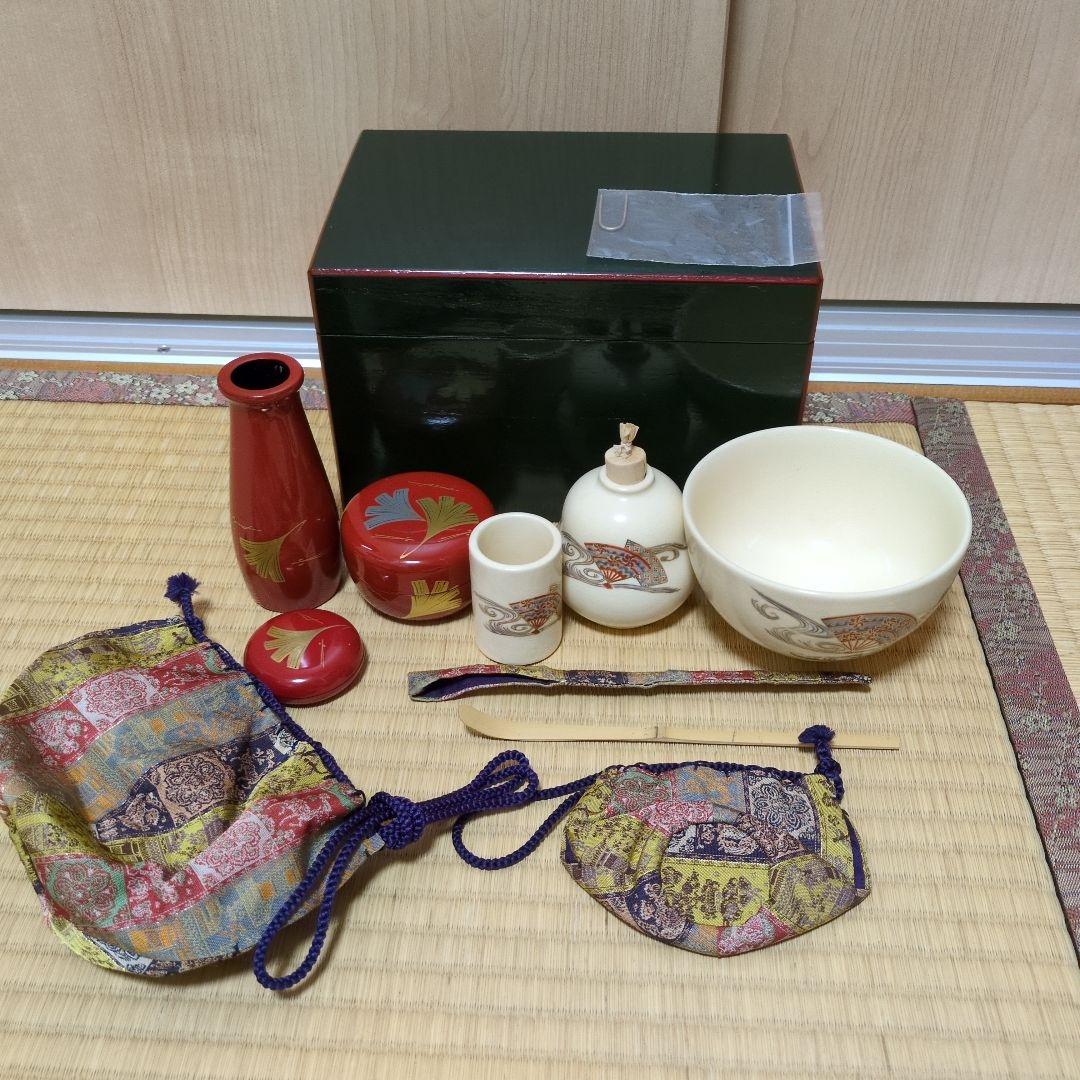 野点　茶道具セット 木製箱 茶器 茶碗等　深緑　青面朱　セット