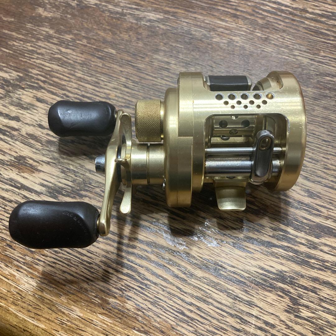 ス*カ様 シマノ　カルコン100 右ハンドル　機関良好！！