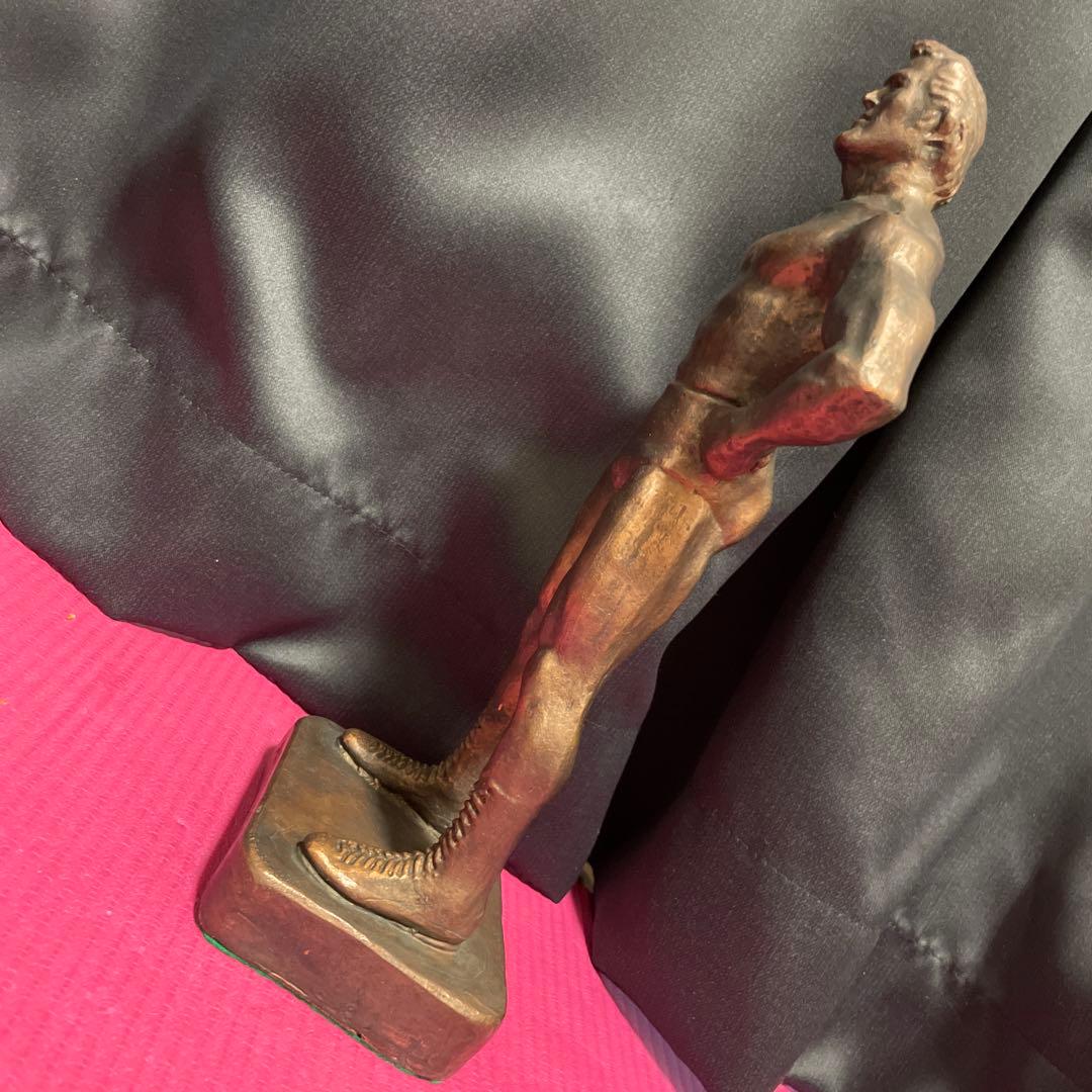 アントニオ猪木 ブロンズ像