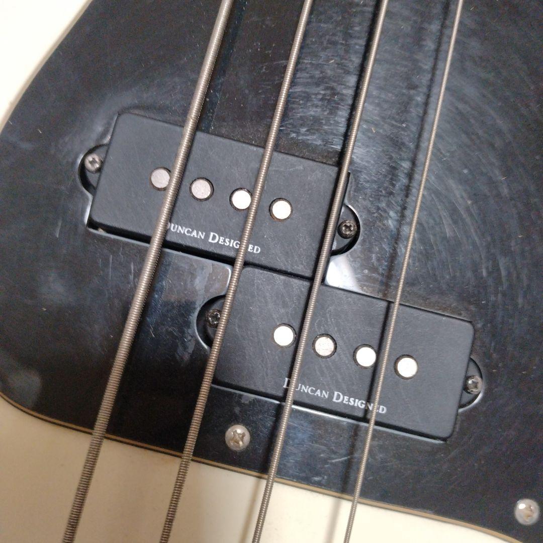 ベース Squier Vintage Modified Precision Bass