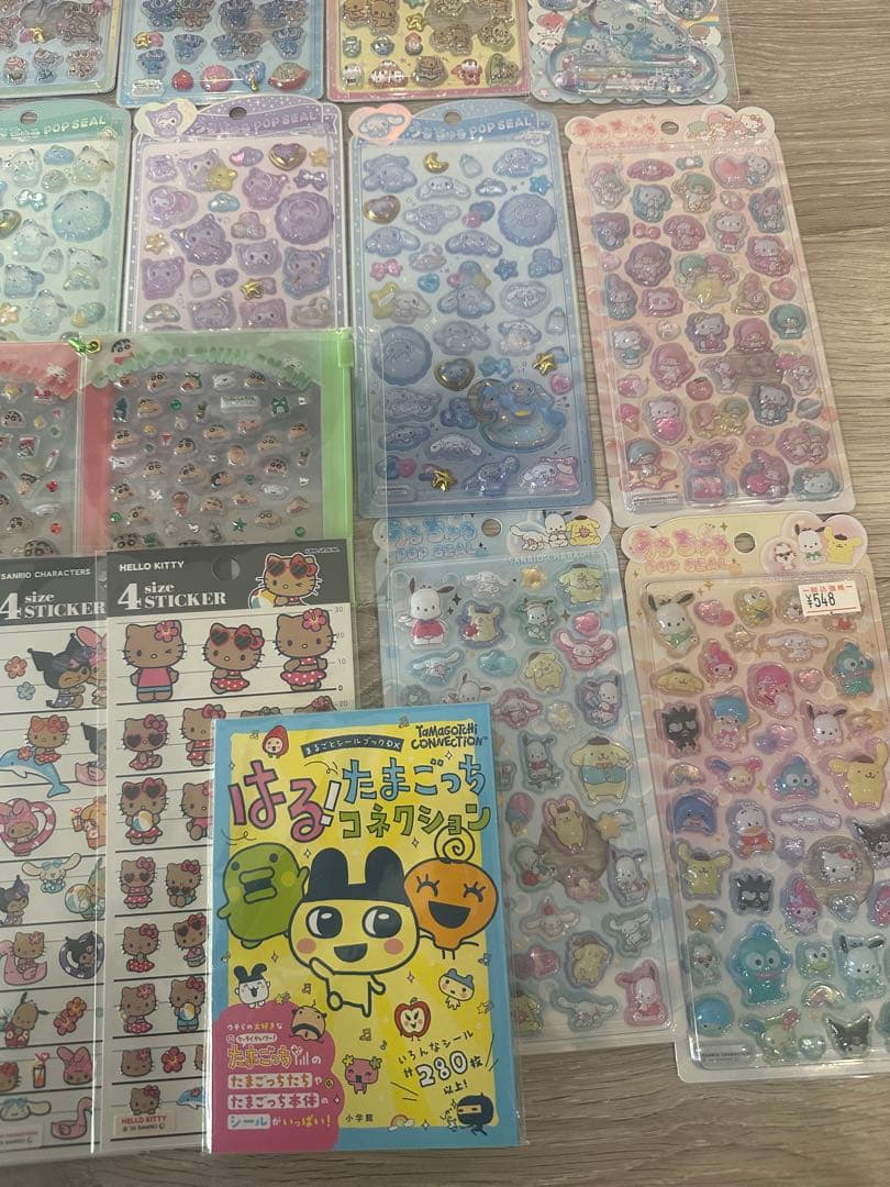 【正規品、未開封】たまごっち全種、サンリオ2弾ボンボンドロップ、うるちゅるセット