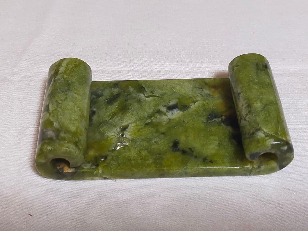 中国 玉　 墨台