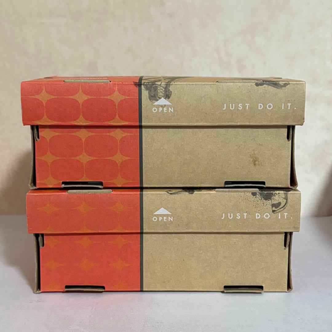 トランスフォーマー NIKE コラボ 2体セット