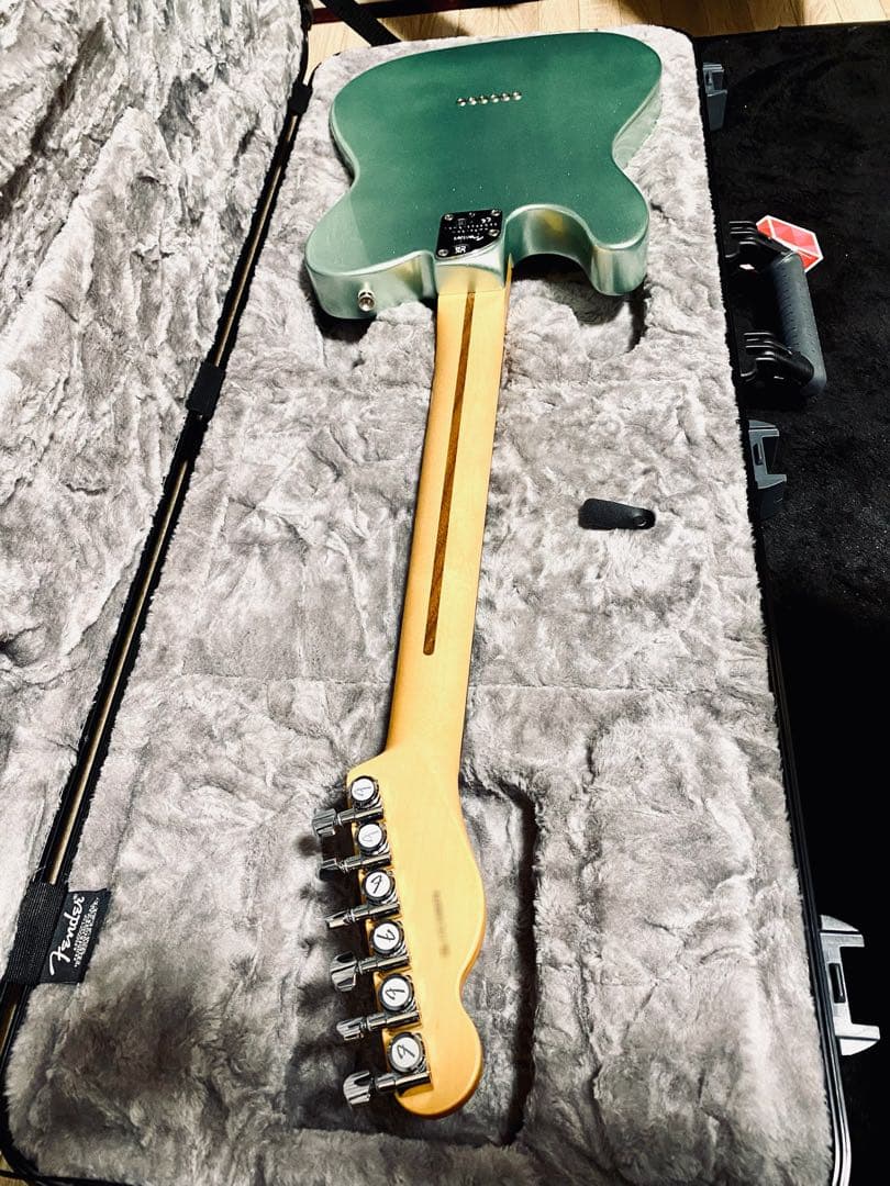 Fenderアメプロ II Telecaster ロック式ペグ