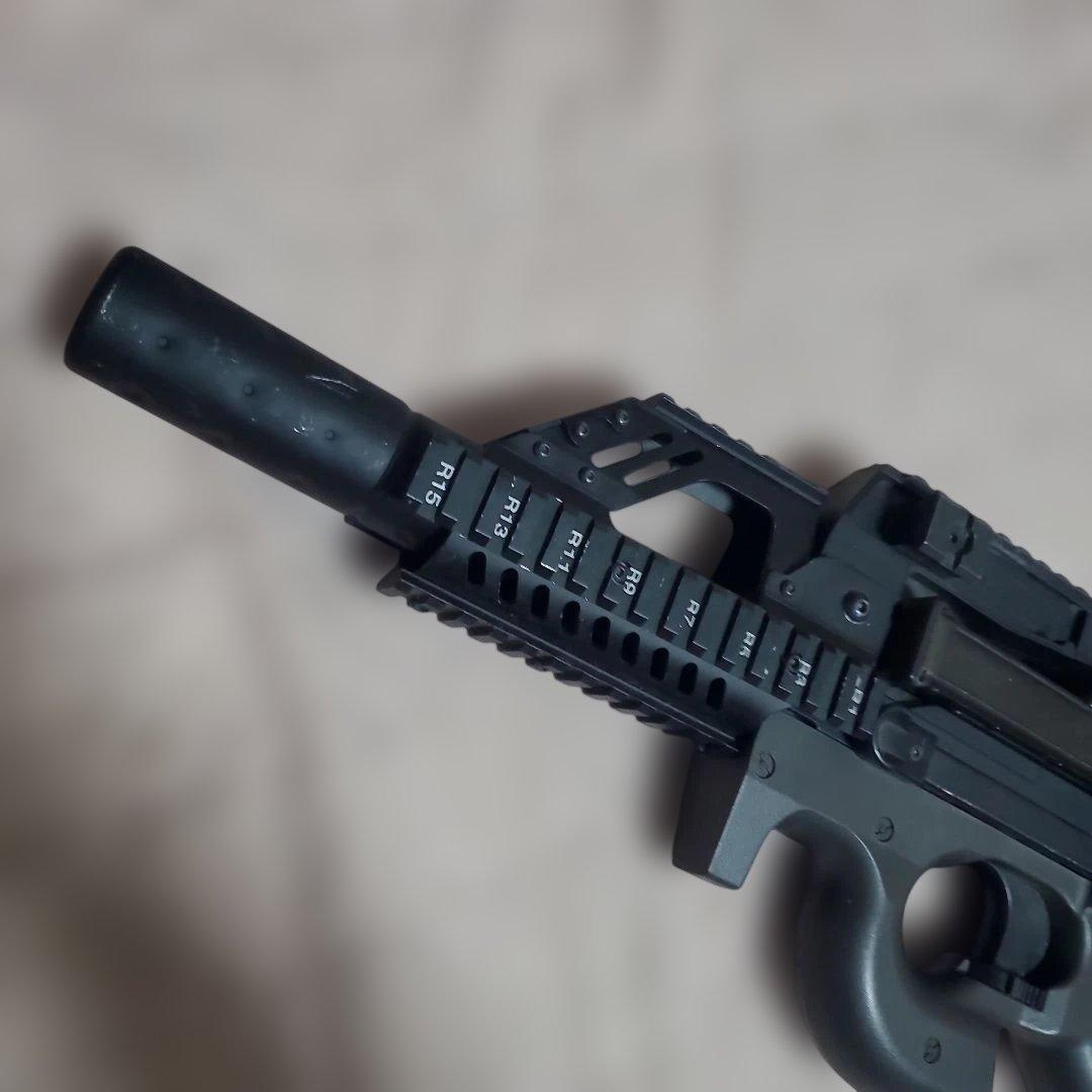 にやつき 東京マルイ P90 電動ガン カスタム