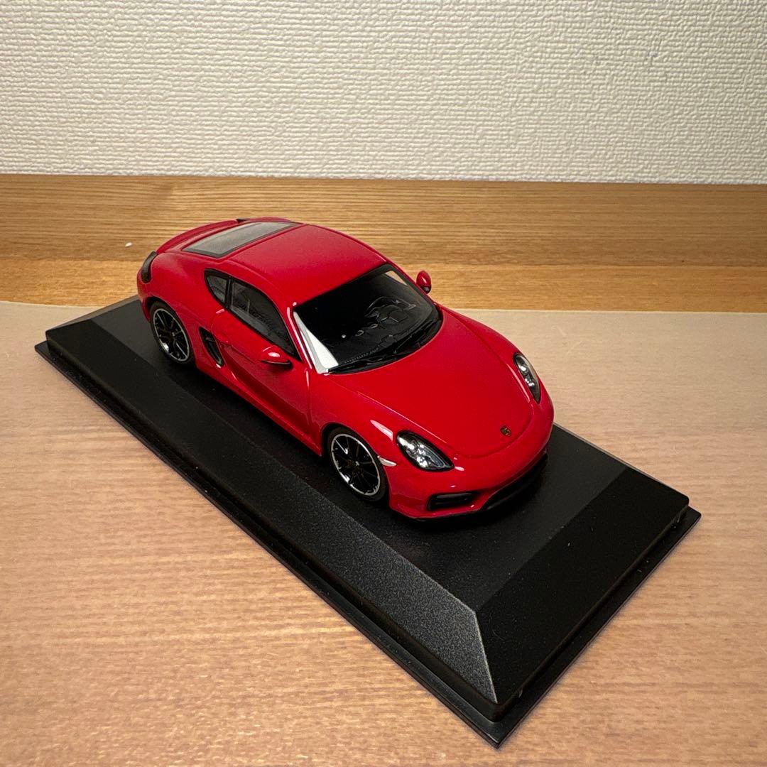 ミニチャンプス　ポルシェ　981 ケイマン　GTS 1/43 ミニカー　レッド