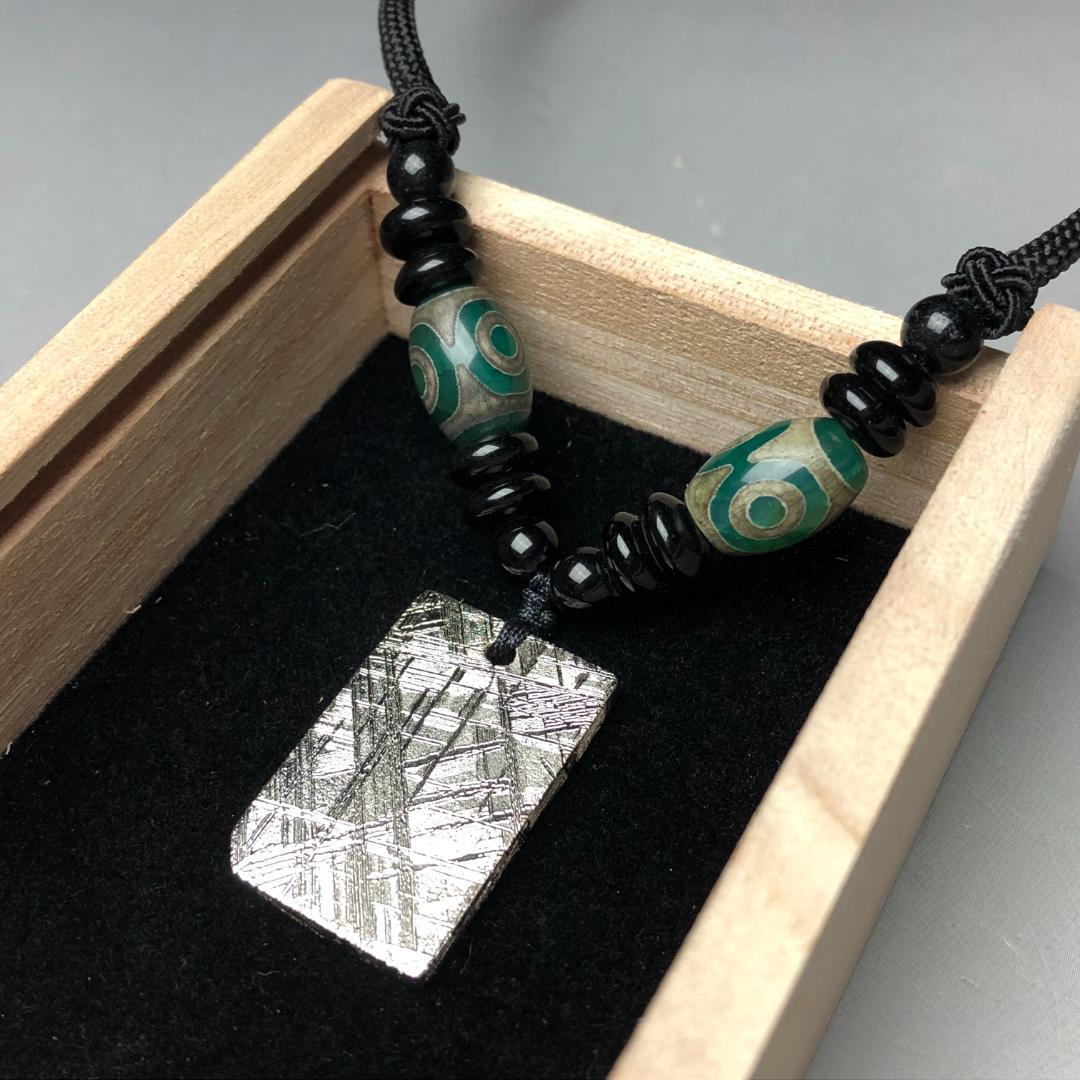 りょうすけ　ムオニオナルスタ隕石　メッキ処理済み　重さ約21ｇ