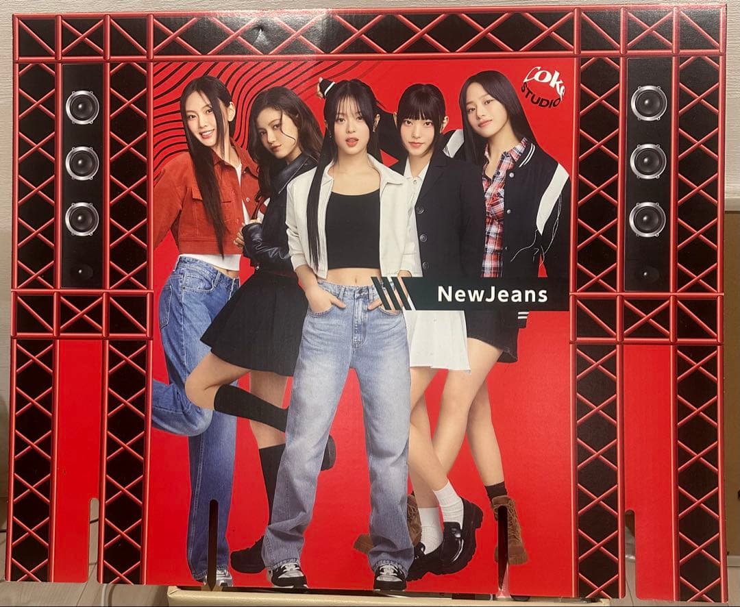 Mrs. GREEN APPLE ミセス　NewJeans リバーシブルボード