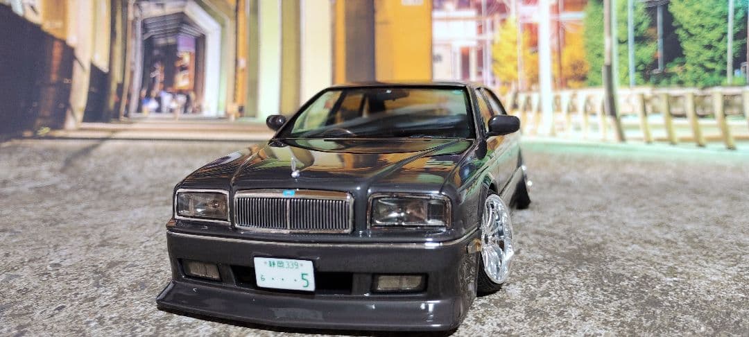 アオシマ プラモデル 1/24 プレジデント 完成品