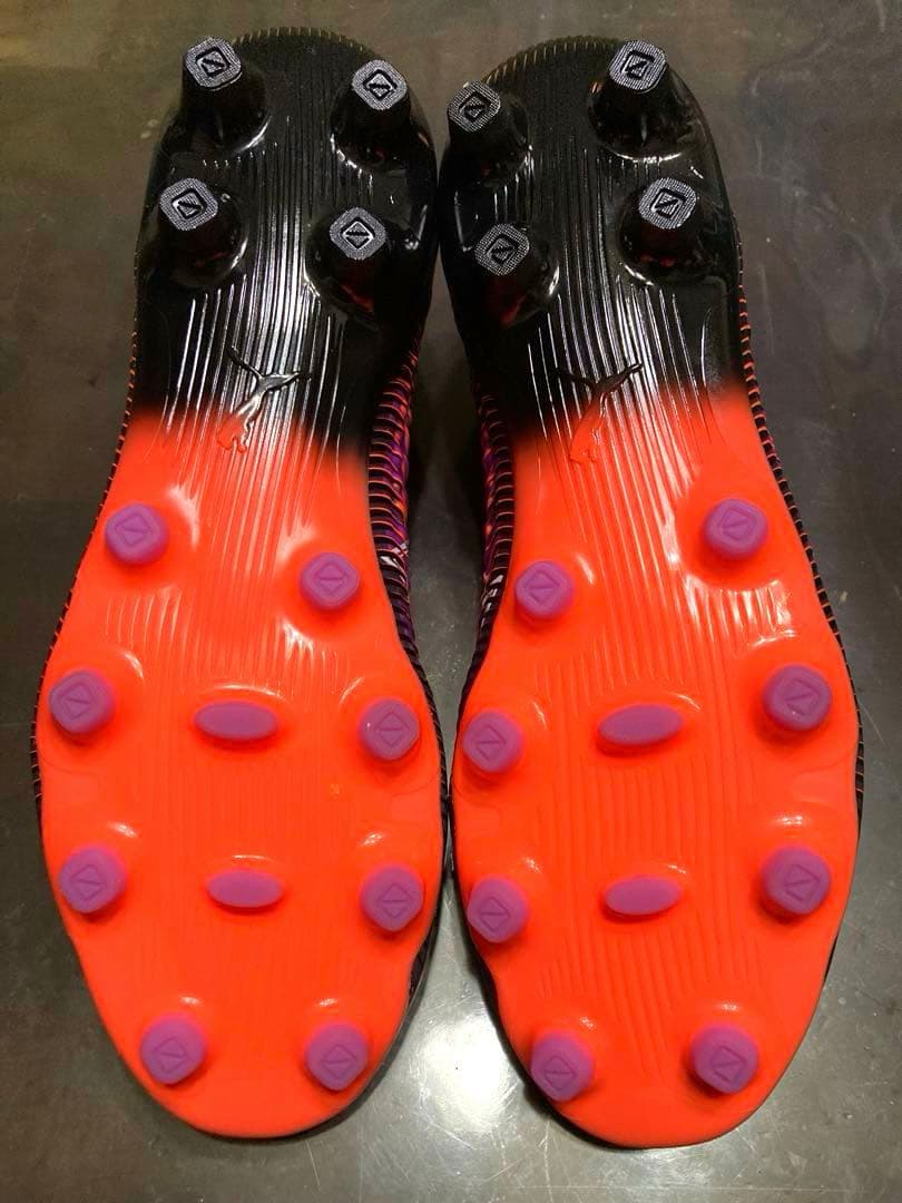 プーマ　フューチャー 8 アルティメットHG/AG TOPモデル25.0