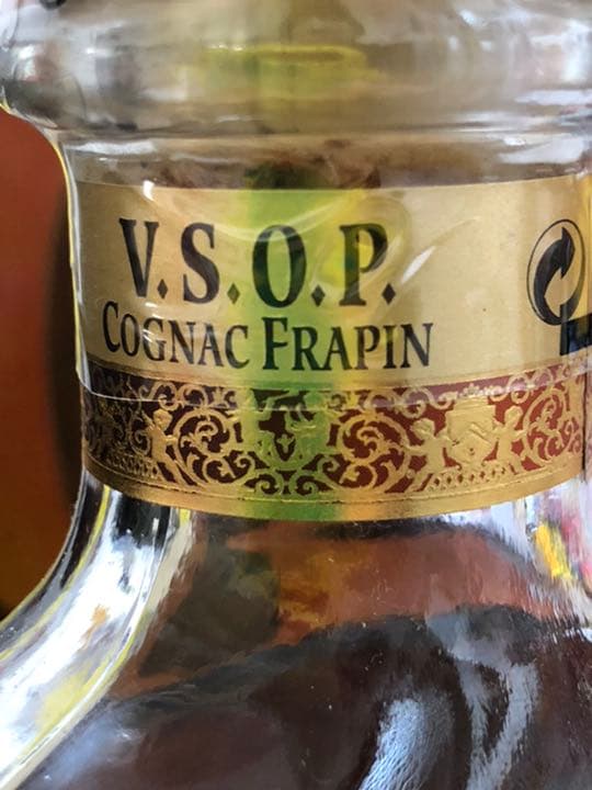 未開栓　COGNAC FRAPIN V.S.O.P. ブランデー　古酒　70cl