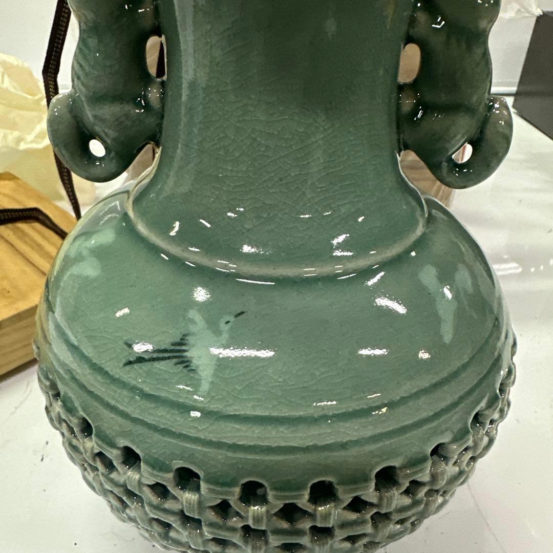 古特選骨董★高麗青磁　月岳在銘直径21.4ｃｍ高さ25ｃｍ耳付透かし彫刻■