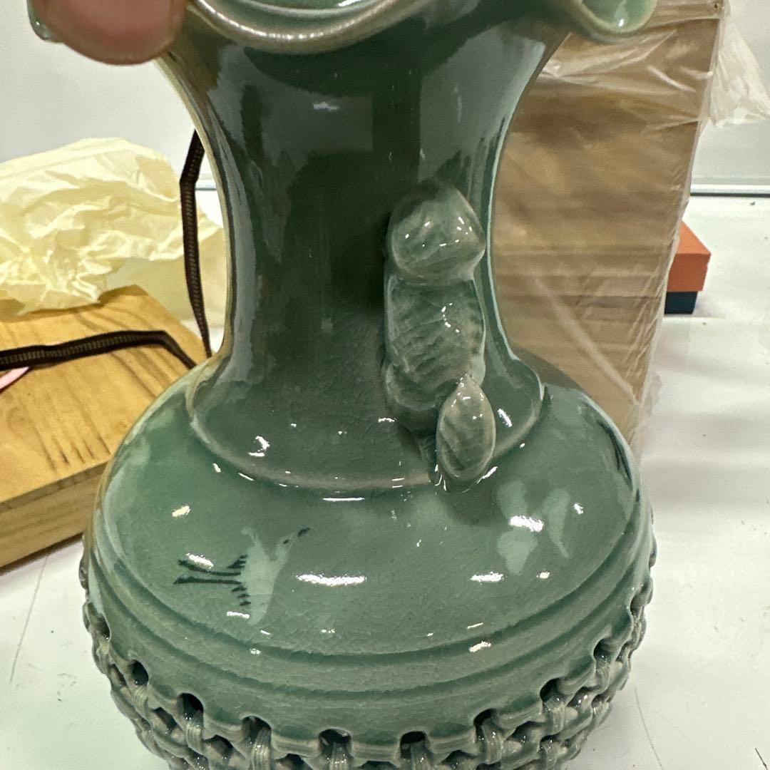 古特選骨董★高麗青磁　月岳在銘直径21.4ｃｍ高さ25ｃｍ耳付透かし彫刻■