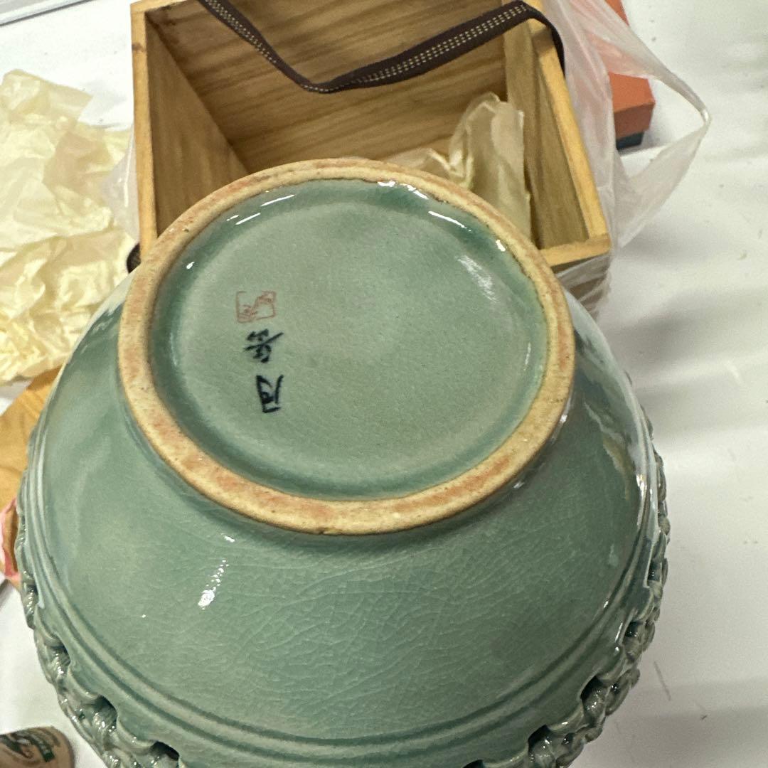 古特選骨董★高麗青磁　月岳在銘直径21.4ｃｍ高さ25ｃｍ耳付透かし彫刻■