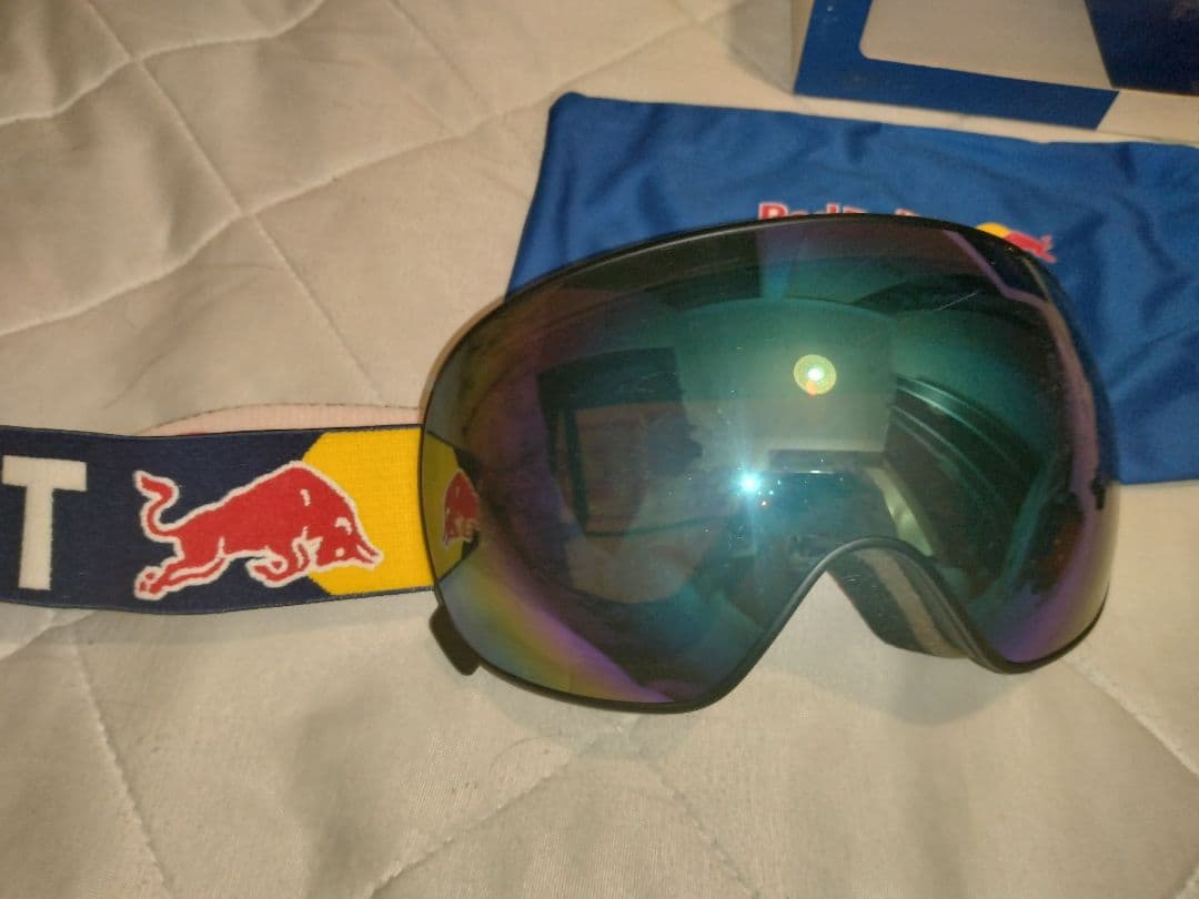 未発売　Red bull spect MAGNETRON