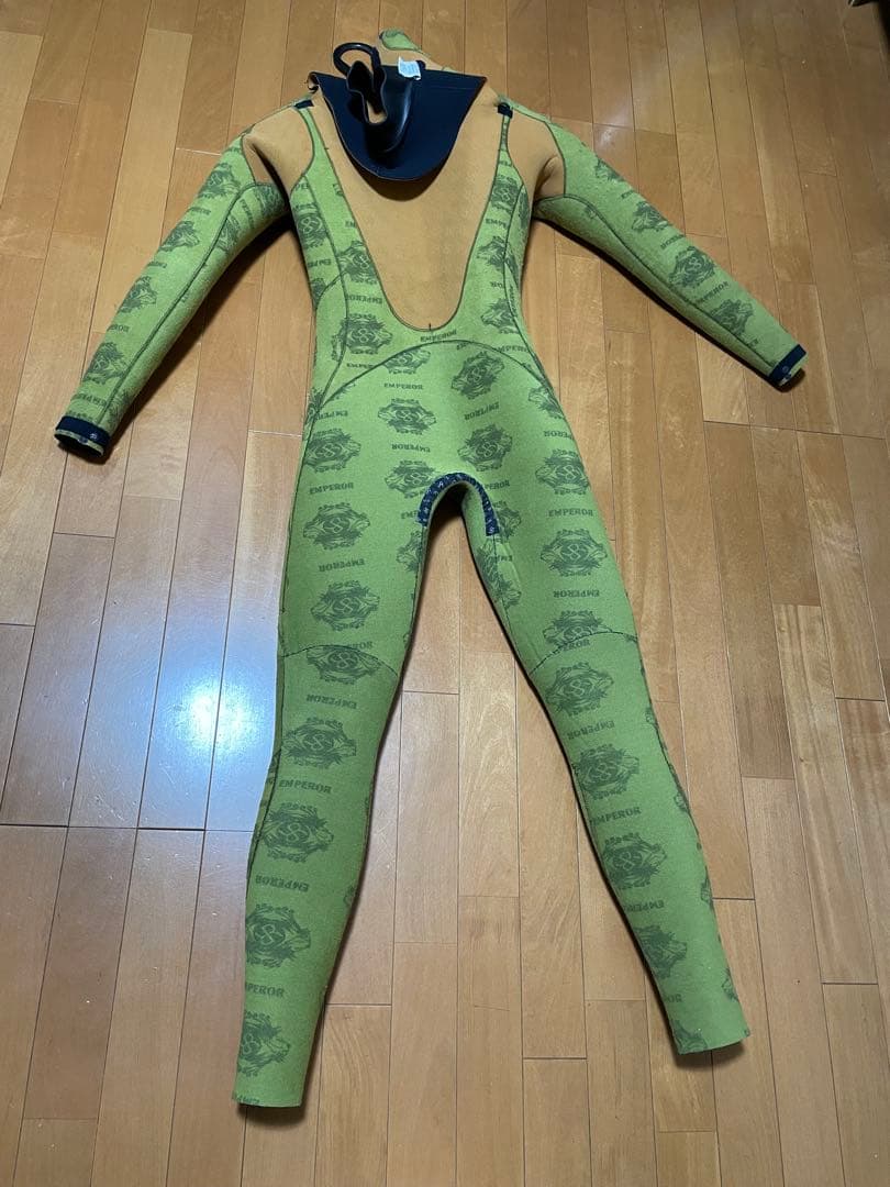 ラッシュフルスーツ ウェットスーツ