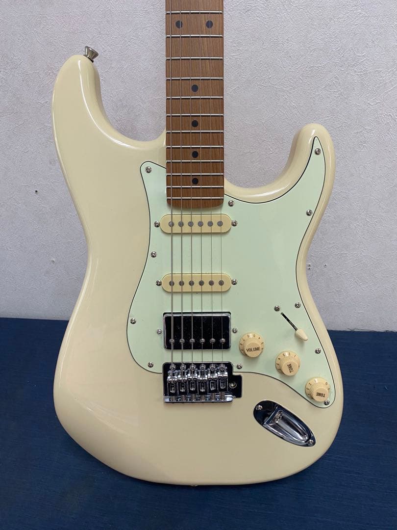 Bacchus　ソニックブルー　バッカス　エレキギター