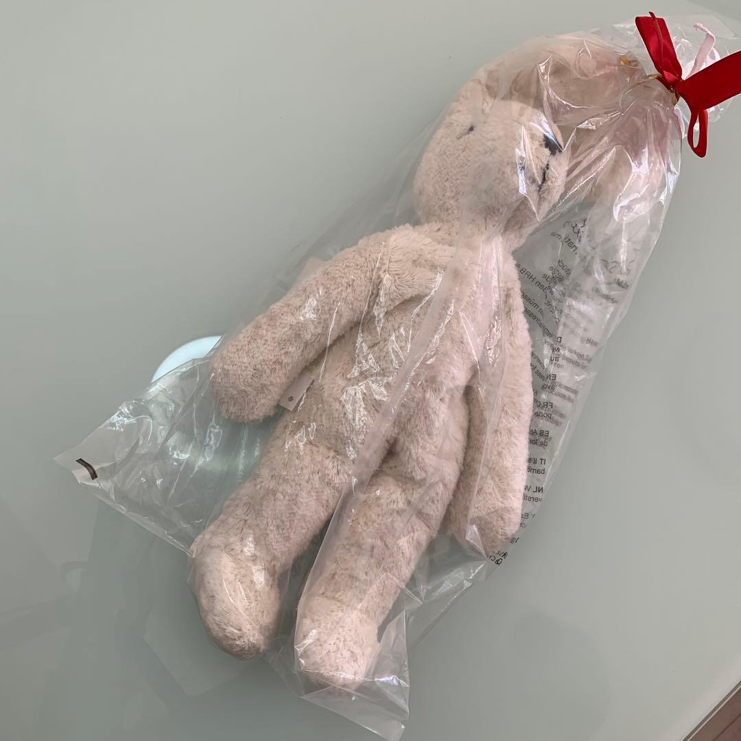 SENGER ベージュ色　うさぎのぬいぐるみ