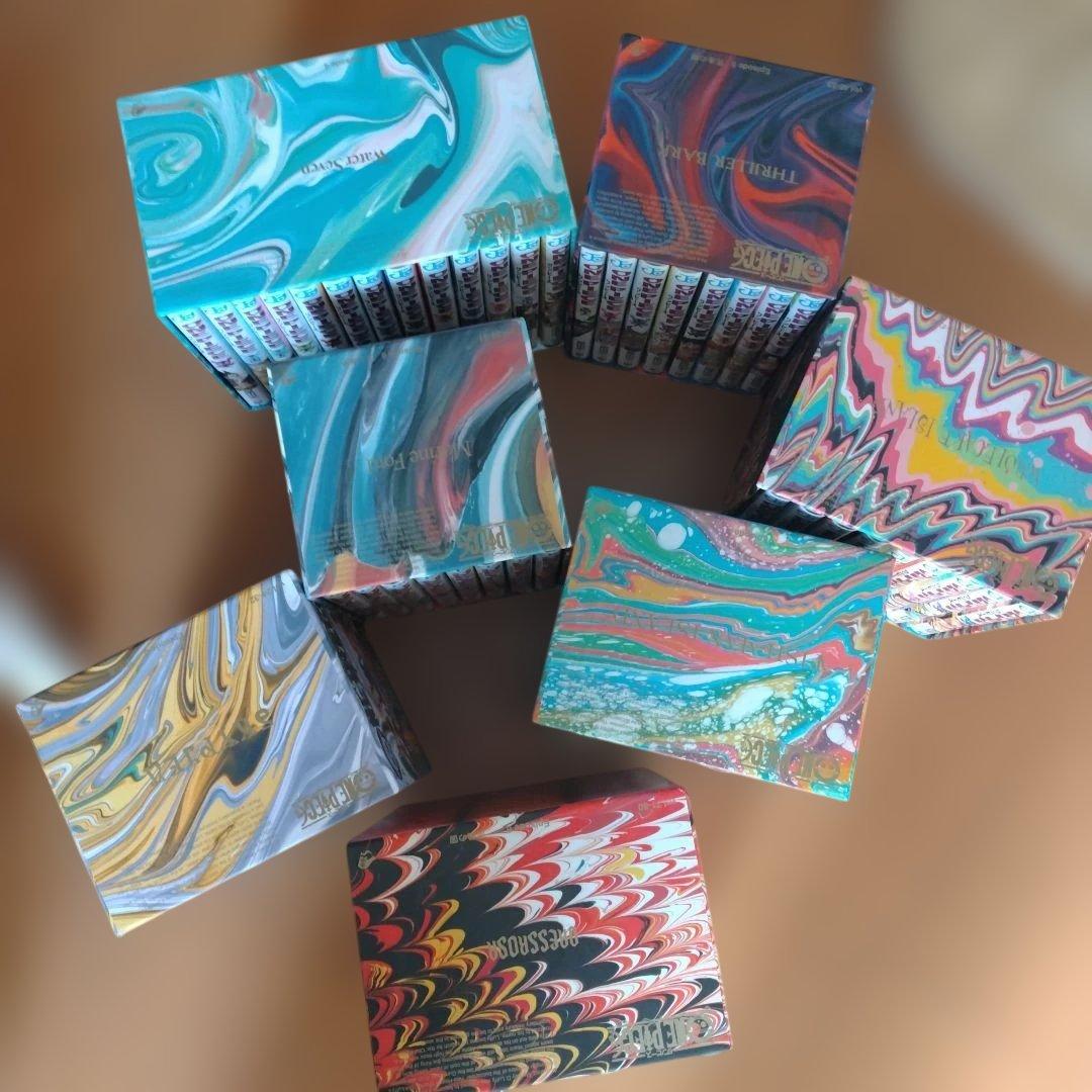 ワンピース1巻〜112巻　漫画　BOX　ボックス　　レア　貴重　尾田栄一郎