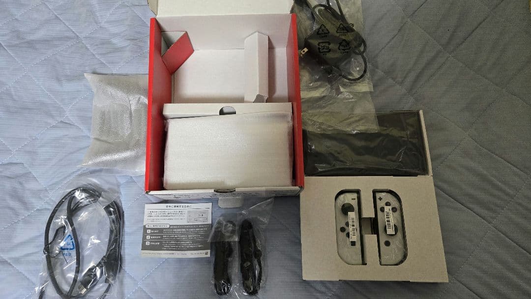 [極美品]Nintendo Switch 有機ELモデル ホワイト/ブラック