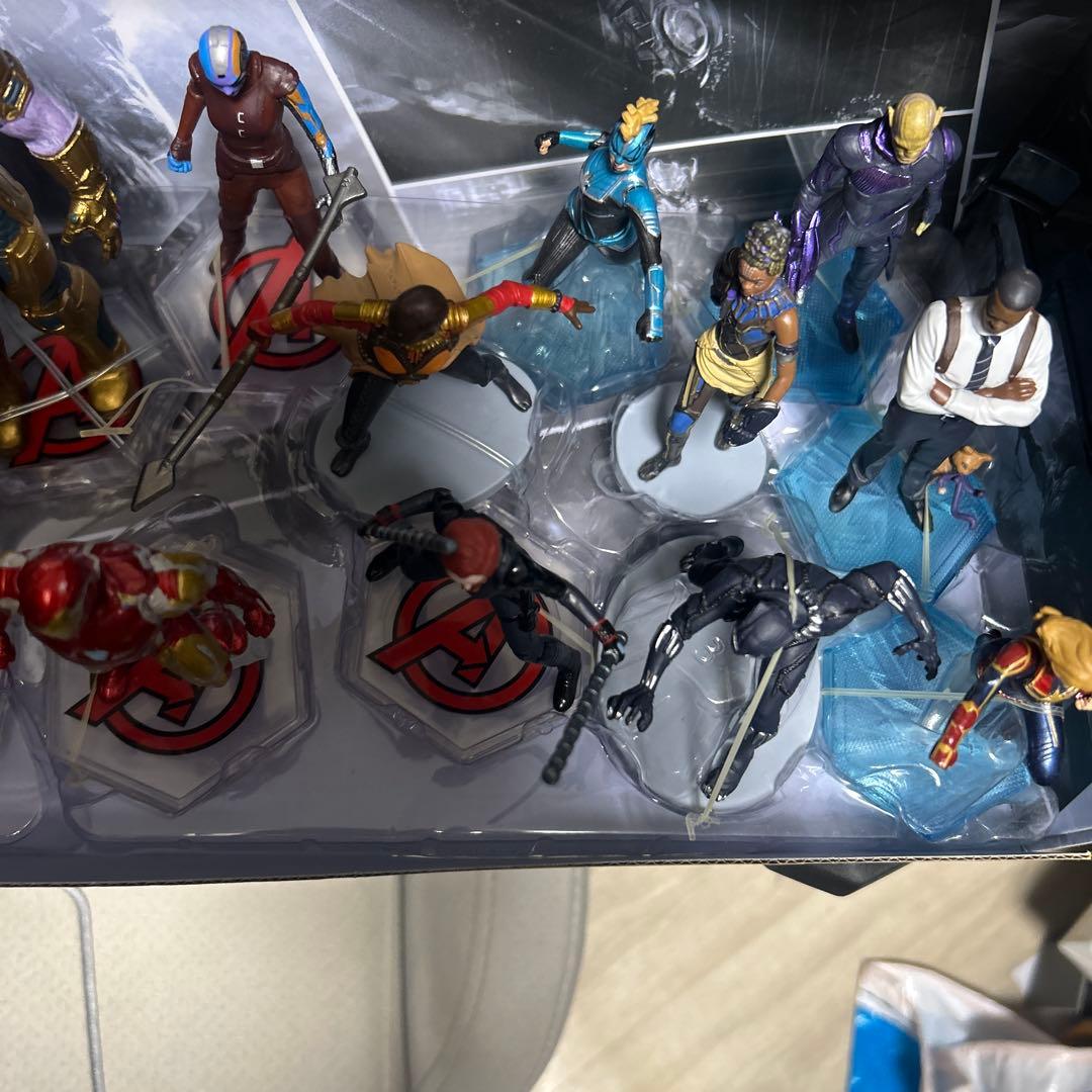 MARVEL STUDIOS メガフィギュアセット