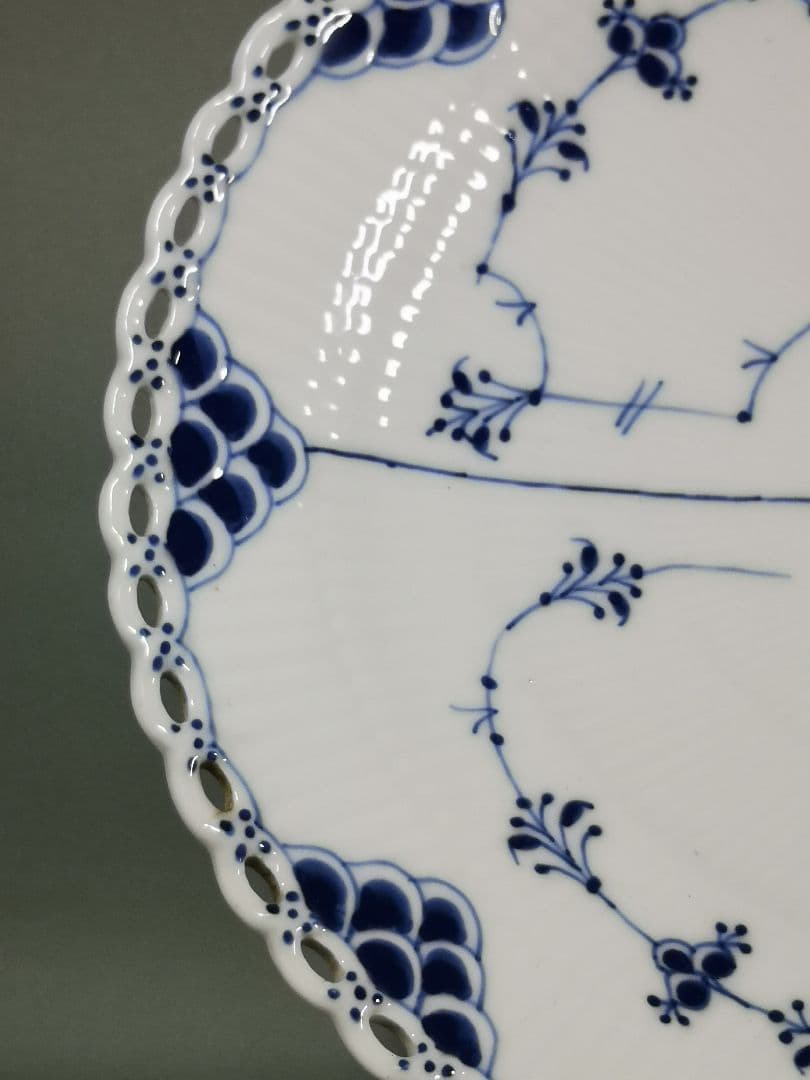 Antiq.RC ブルーフルーテッド　フルレース　オーバルディッシュ