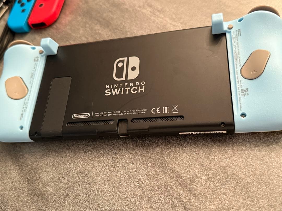 Switch 本体　コントローラーのおまけ付き