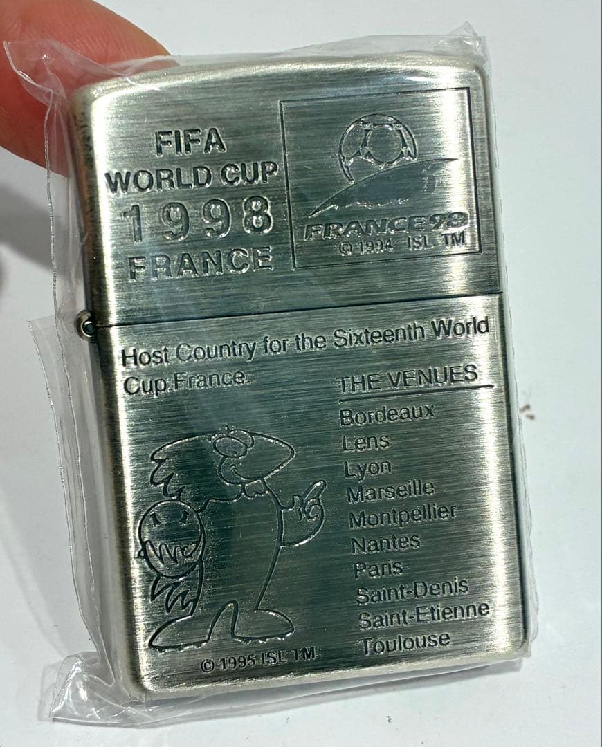 ⓋZIPPO　FIFA　ワールドカップ記念ライター　3点セット