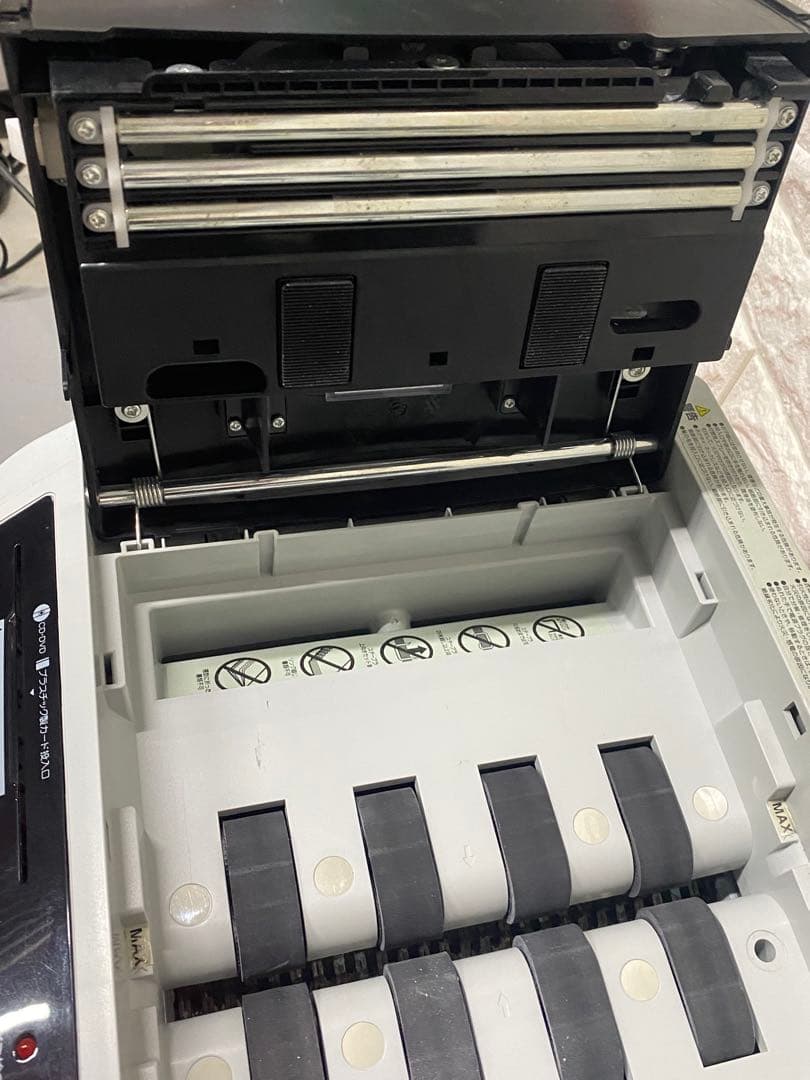 オフィスシュレッダー クロスカット 150枚自動細断 AFS150C-H