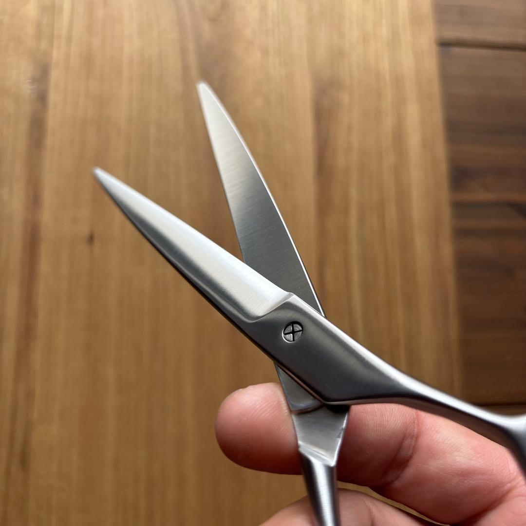 TAA 極薄刃　超仕上げストレートシザー　7インチ