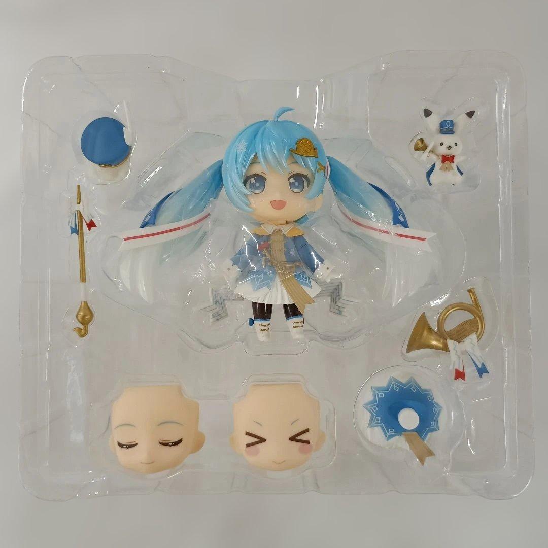 ねんどろいど 雪ミク  Parade Ver.