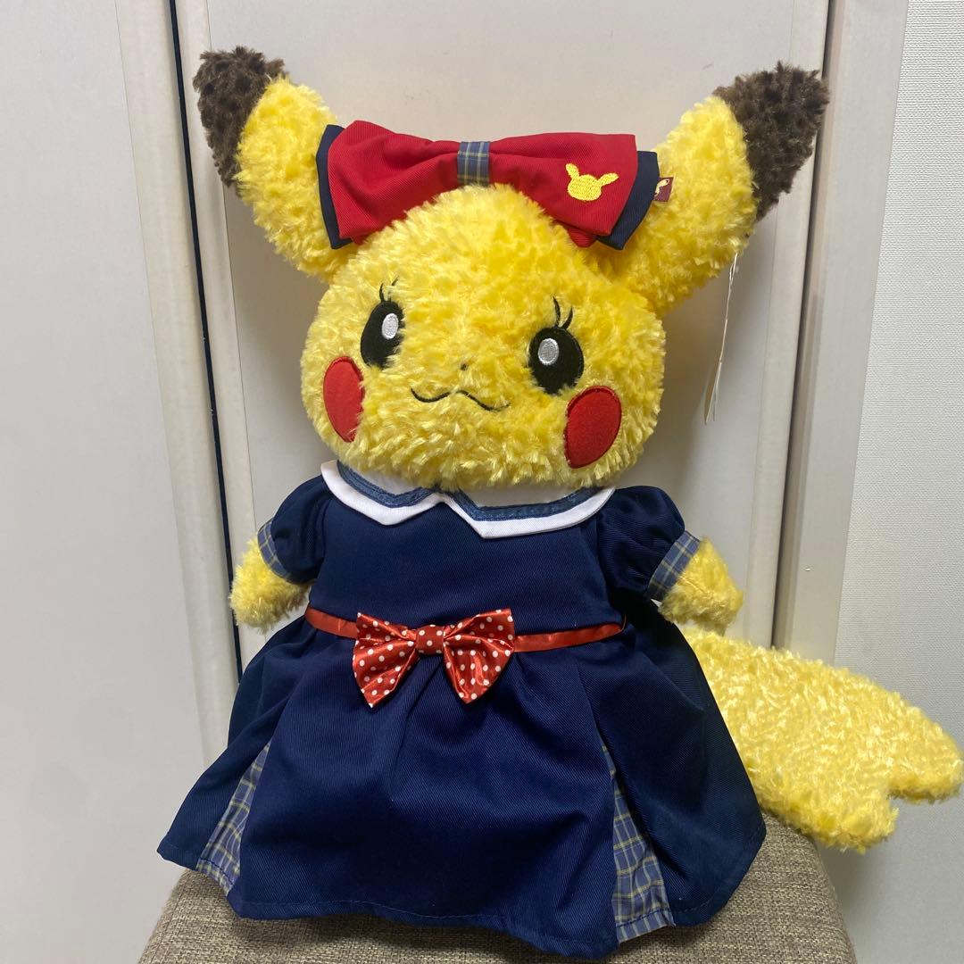 ポケモン　ピカチュウ　クローゼット　ぬいぐるみ