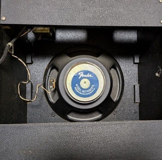 ベースアンプ　Fender Japan SIDEKICK BASS30