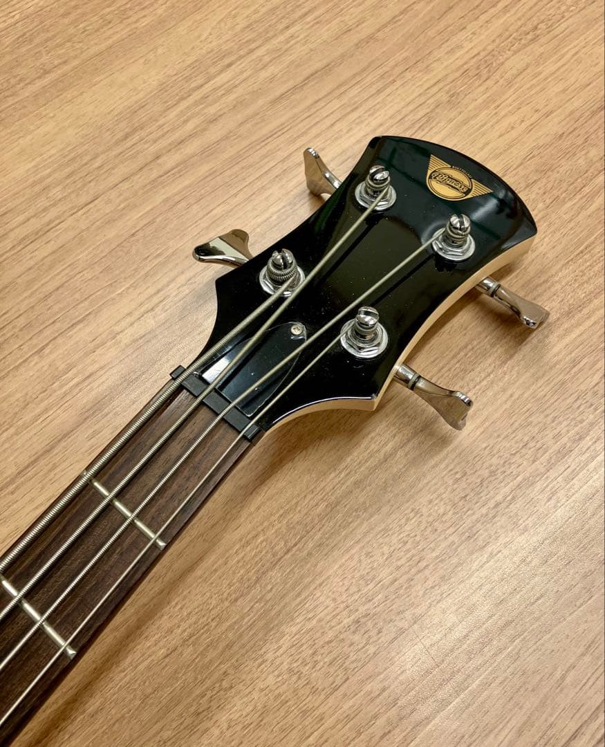 Pignose PGB-200 アンプ内蔵ベース