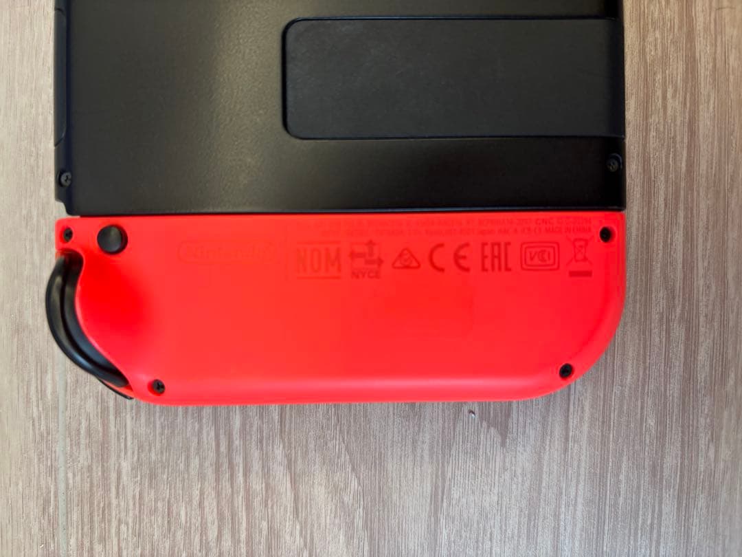 Nintendo Switch 本体 赤・青 Joy-Con 付属品あり