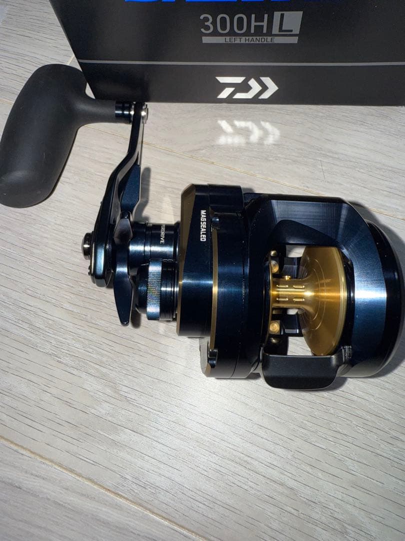ダイワ　25ソルティガ　300H L (左ハンドル)
