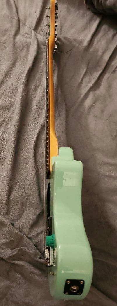 フェルナンデス ZO-3 グリーン アンプ内蔵ミニギター【ジャンク品】