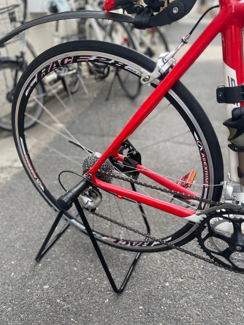 極美品　SCOTT 赤白700Cロードバイク
