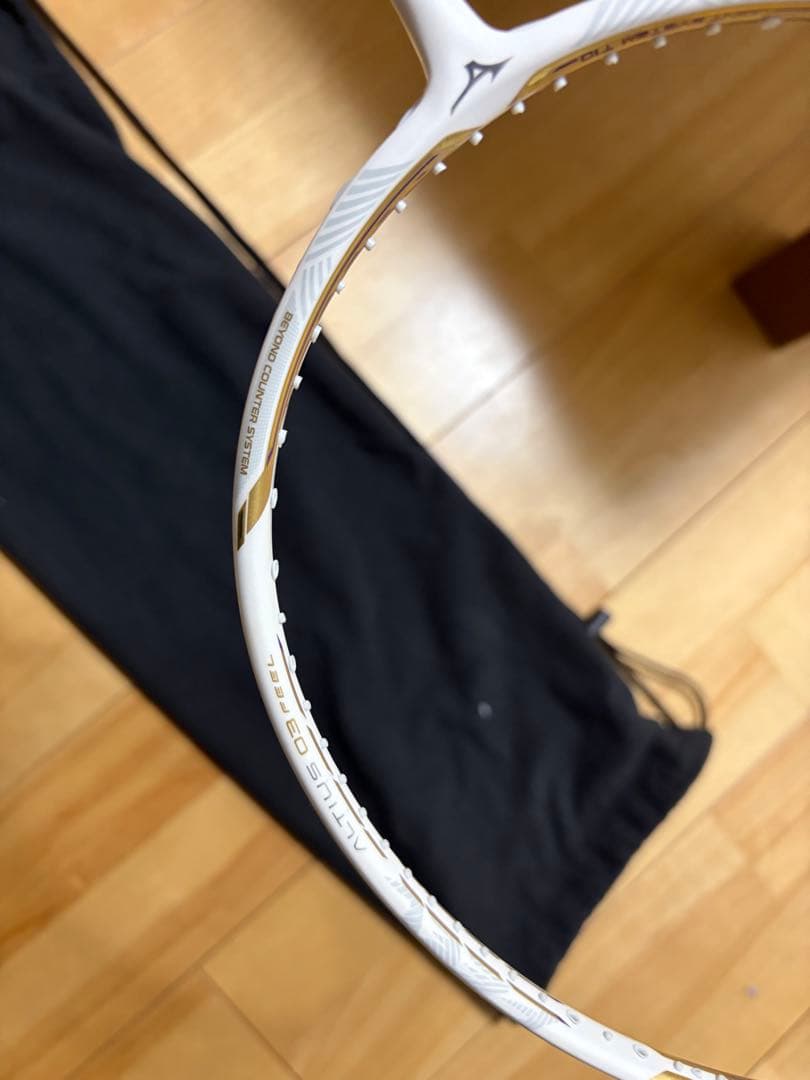 ALTUIS 03 FEEL バドミントンラケット【美品】
