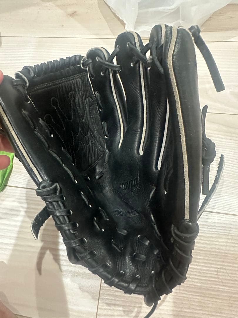 Mizuno 野球用グローブ 黒　グローブ　ミズノ　野球用
