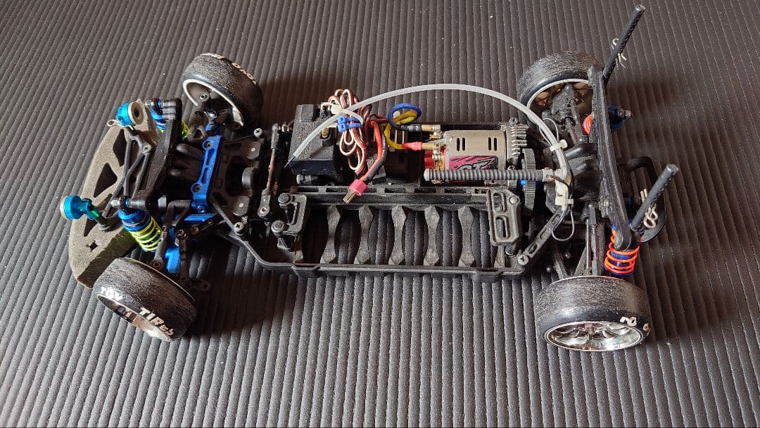 ヨコモドリパケ２駆ドリ仕様