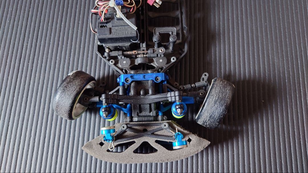 ヨコモドリパケ２駆ドリ仕様