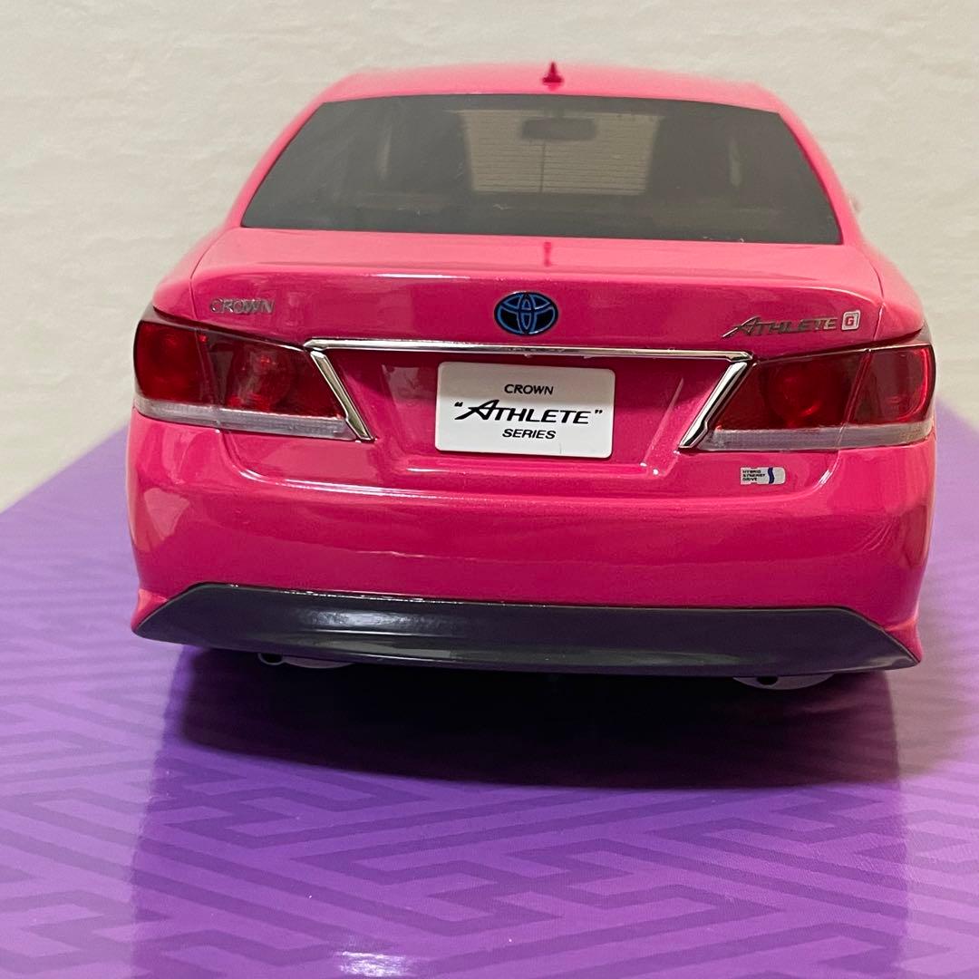 京商　1/18 トヨタ クラウン ハイブリッド アスリートG ピンク