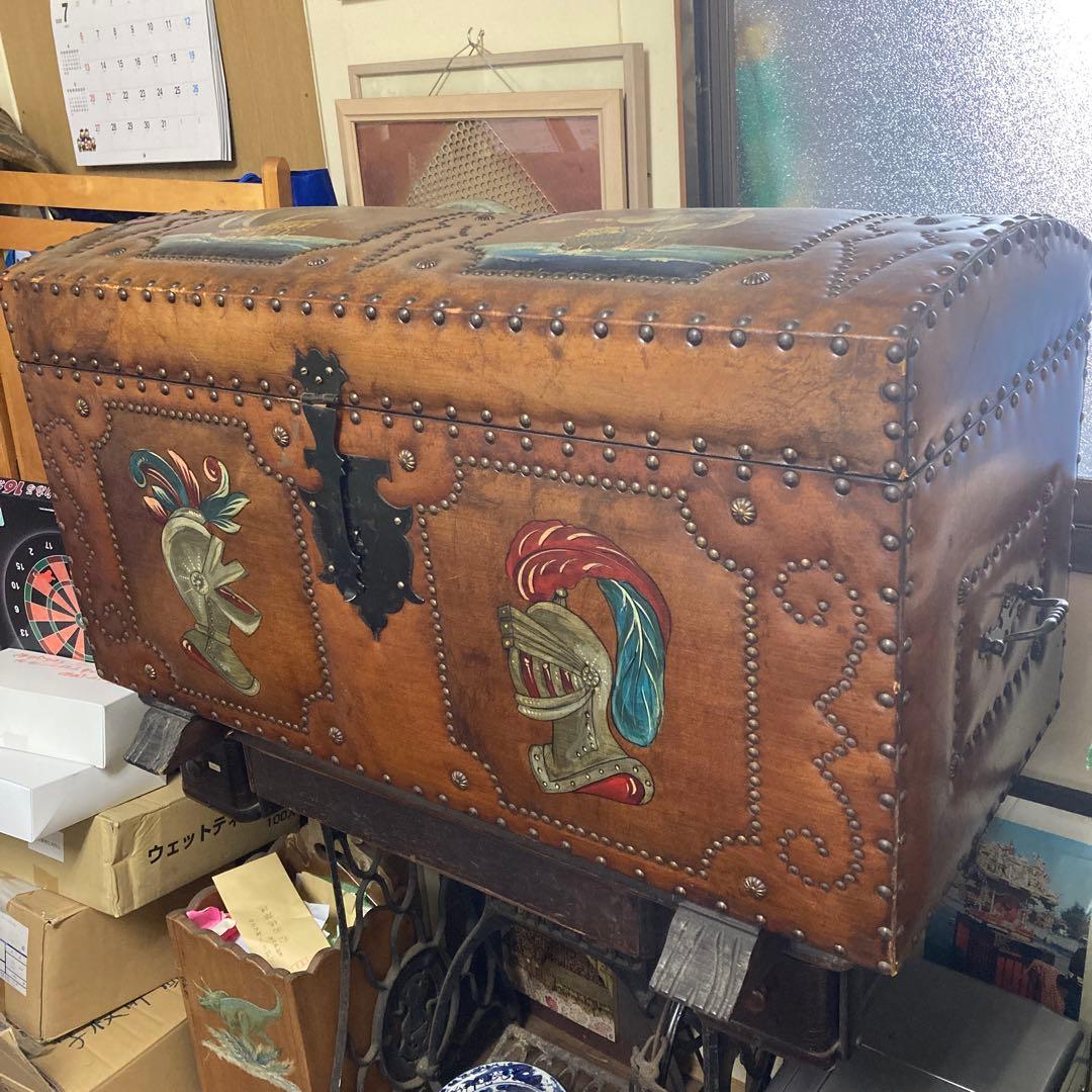 『アンティーク風レザー収納箱』