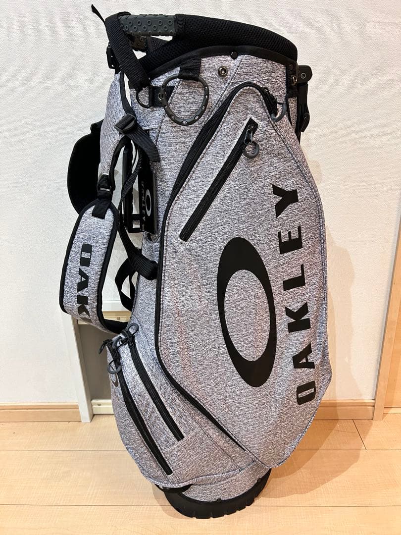 OAKLEY スタンド付きキャディバッグ グレー