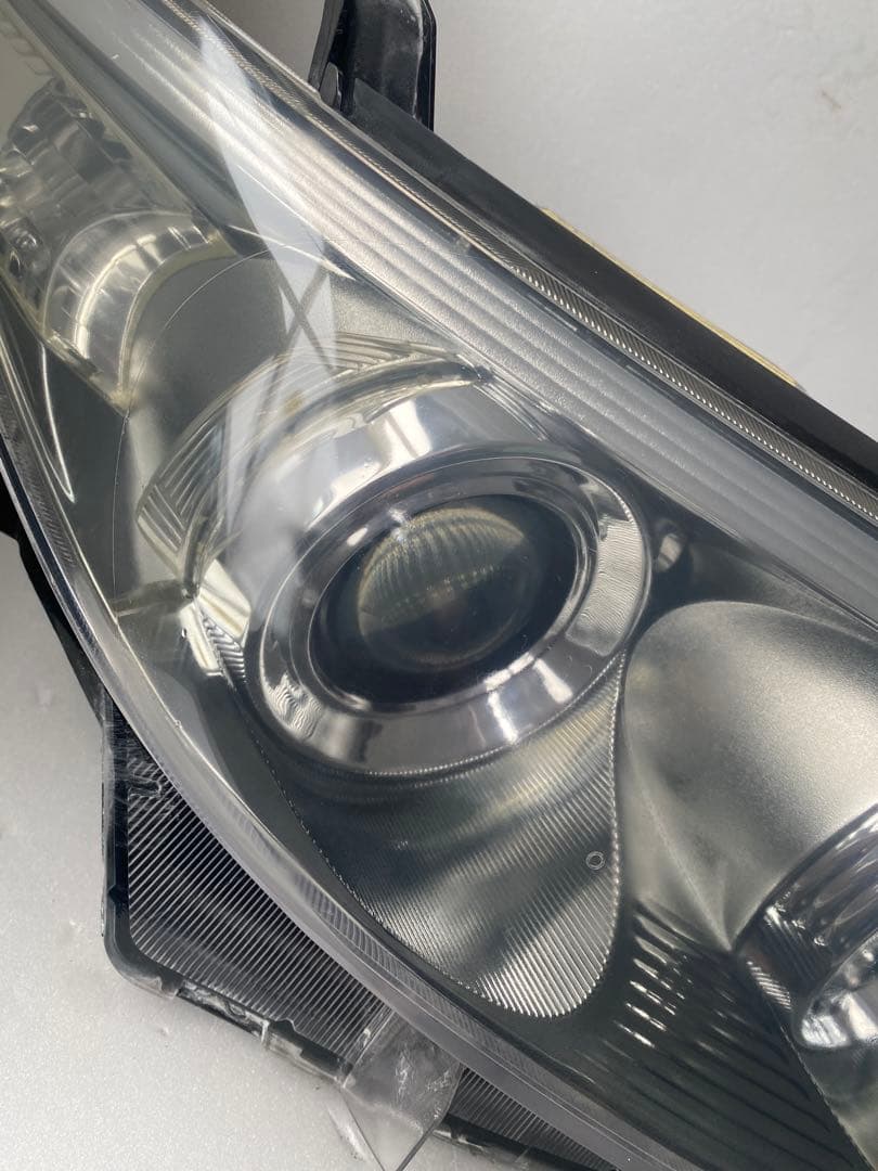 トヨタ エスティマ 50系 中期 後期 純正 HID ヘッドライト 左右セット