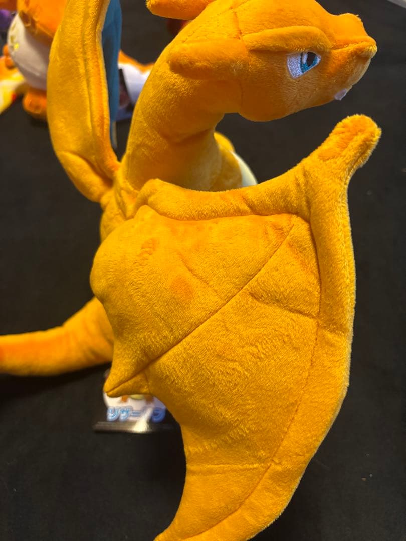 ポケモンセンター限定　リザードン　キョダイマックスリザードン ぬいぐるみタグ付き