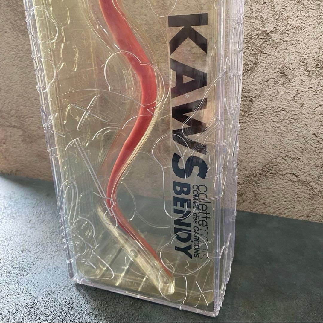 KAWS × Colette Comme Des Garcons フィギュア