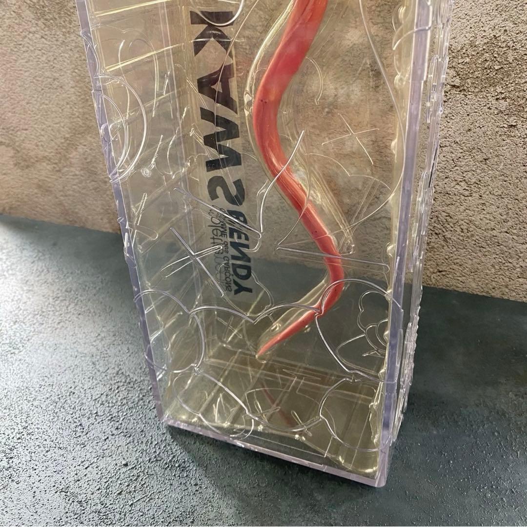 KAWS × Colette Comme Des Garcons フィギュア