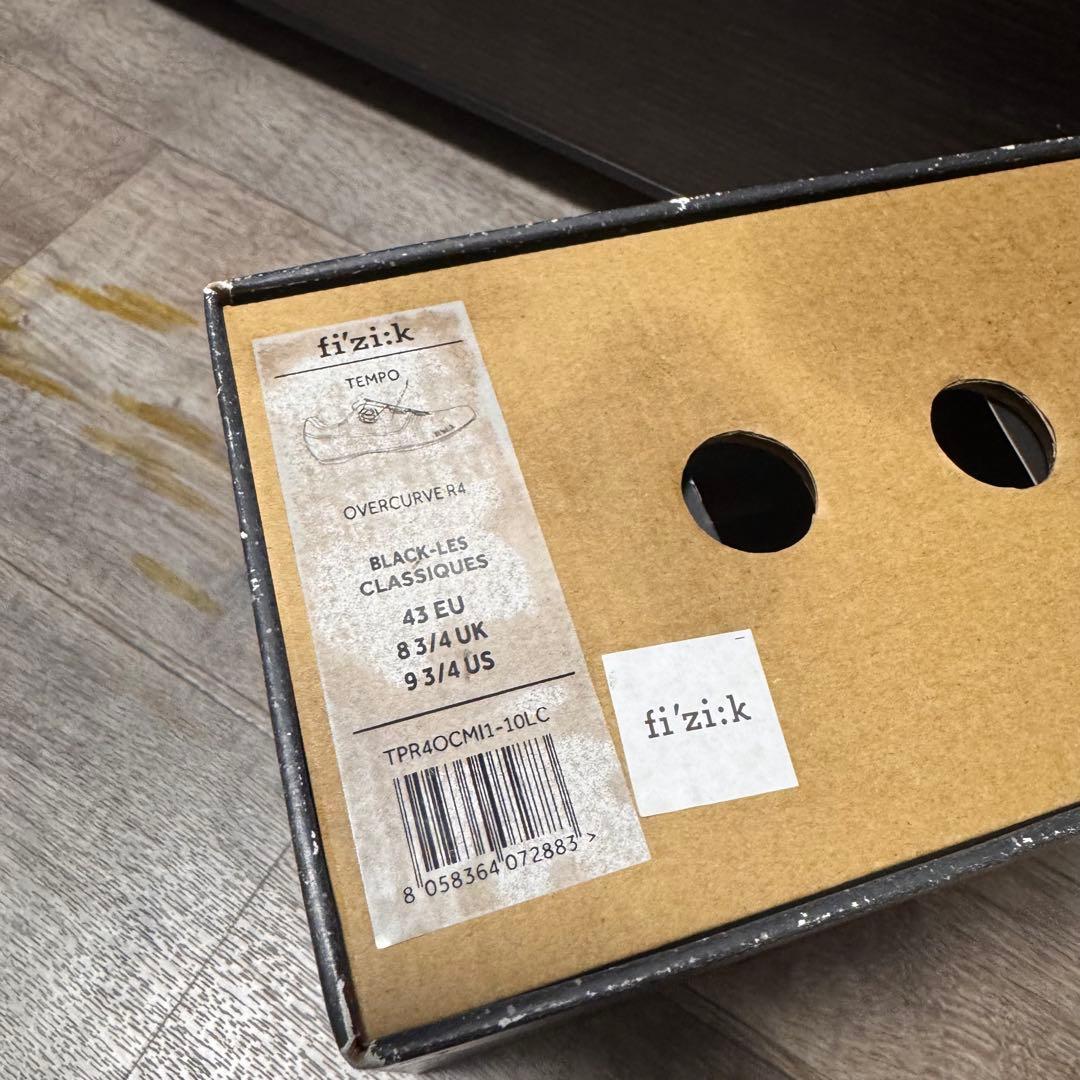 フィジーク　TEMPO OVERCURVE R4 LESCLASSIQUES43